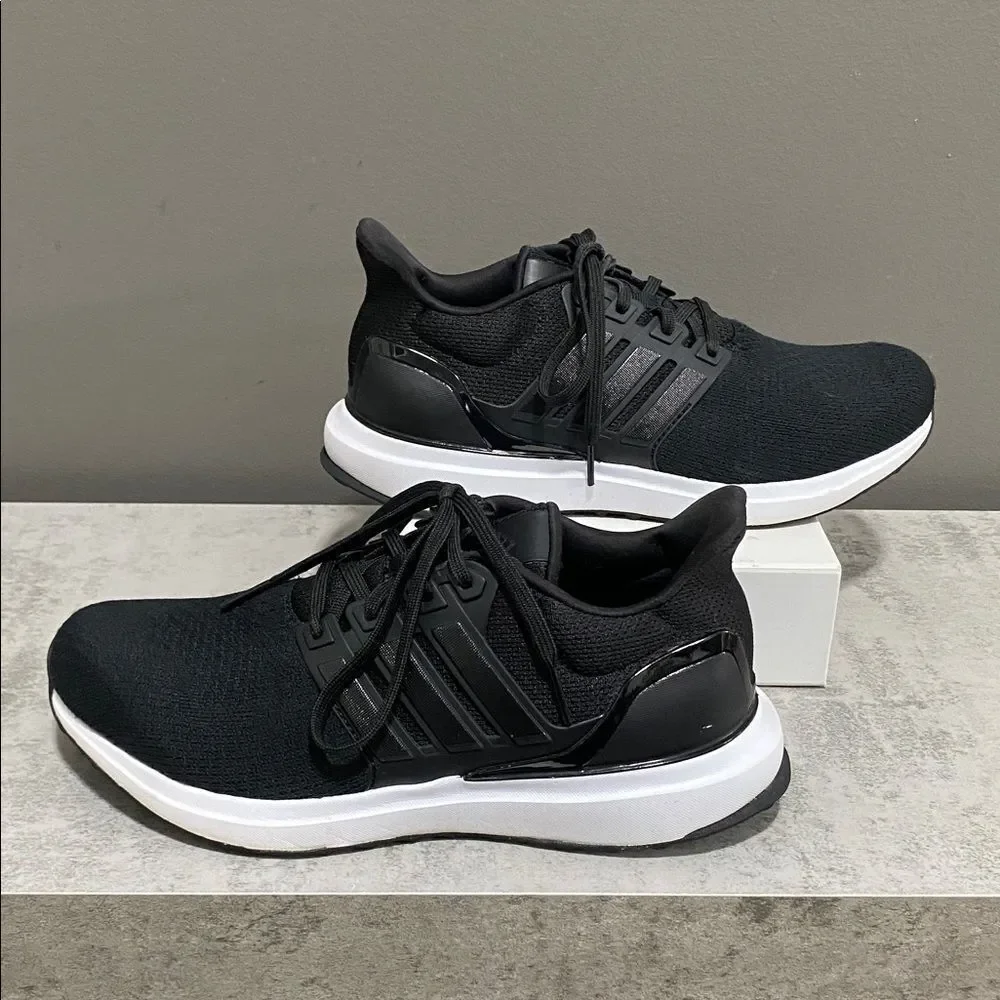 Adidas Bounce Black and White Athletic Shoes Mens 7.5 Women’s 9
